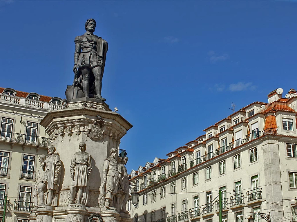 Chiado history